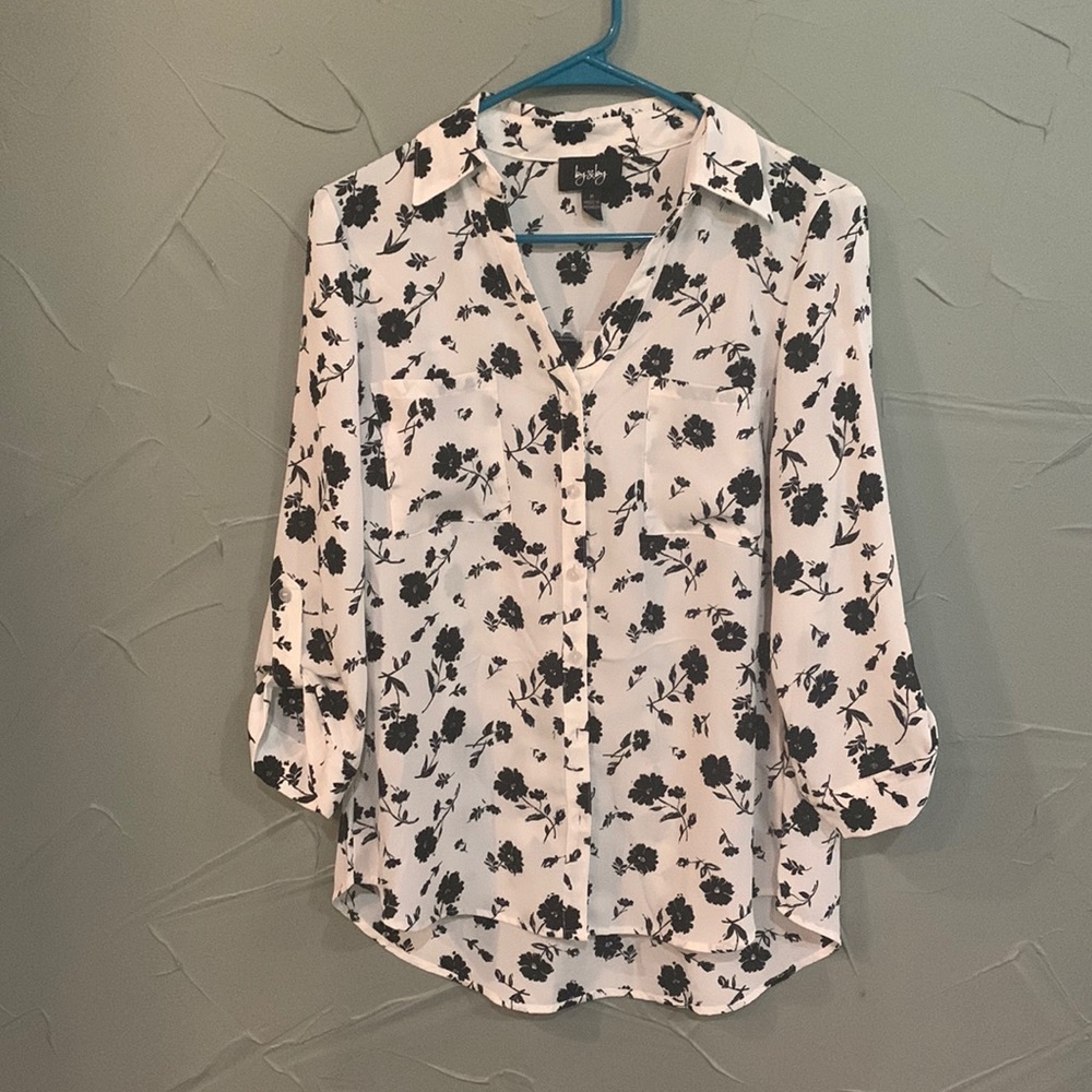 By&by Women Medium floral shirt